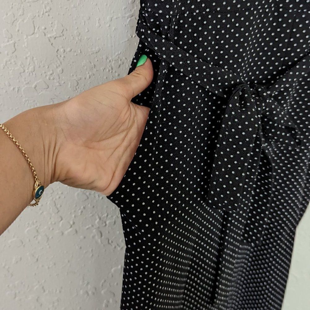 Women's Monteau Romper XS Dark Black White Polka Dots Capris Pant Button Pockets - Picture 6 of 8